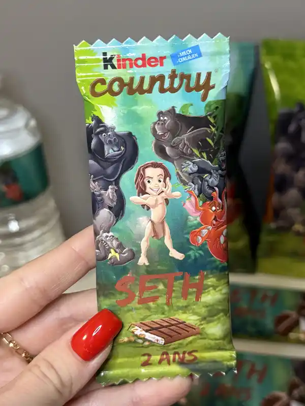 Paquet de barre de chocolat personnalisé Kinder country thème Tarzan