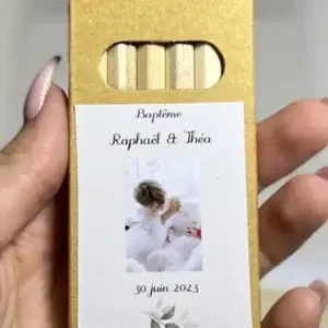 Petite boîte crayons de couleurs personnalisée
