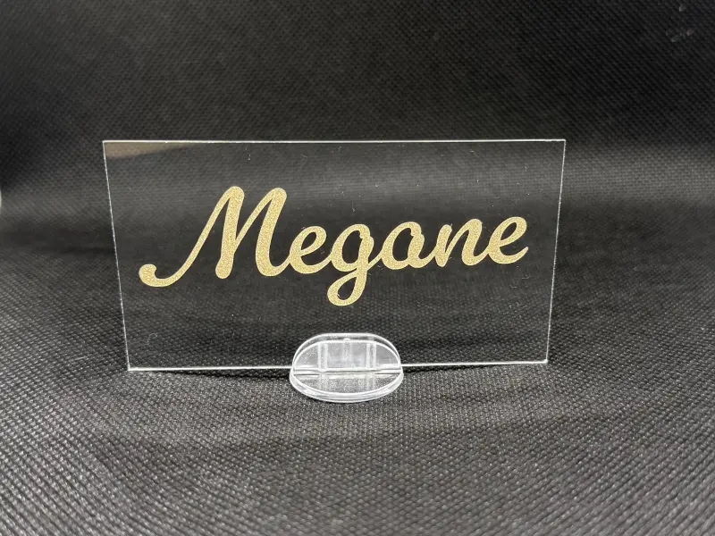 Carte de placement en acrylique personnalisée